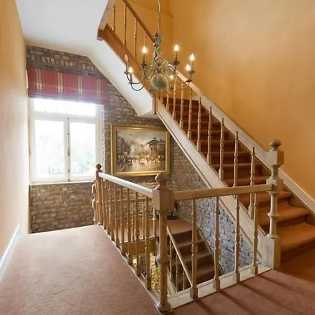 Отель Les Tilleuls 3*