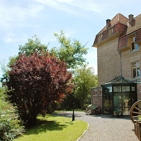 Les Tilleuls Жюпий